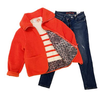 Teddyjacke flame, Pullover offwhite flame stripe beides THE SHIRT PROJECT, Jeans cross Verschluß BLUE MONKEY