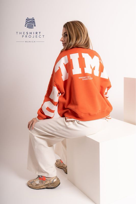 51135/5 Sweater flame mit Schriftzug rückwärtig in boffwhite, oversize THE SHIRT PROJEKT- eine Größe kleiner kaufen!!!!