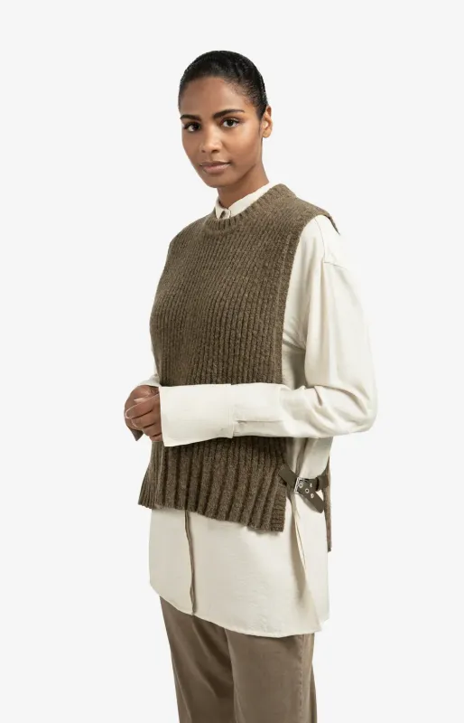 01-000495-99008 capers melange gerippter Pullover mit Schnallen an den Seiten YAYA