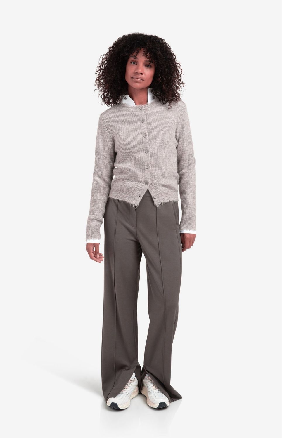 01-010137-990332 kuscheliger Cardigan taupe grey melange YAYA
