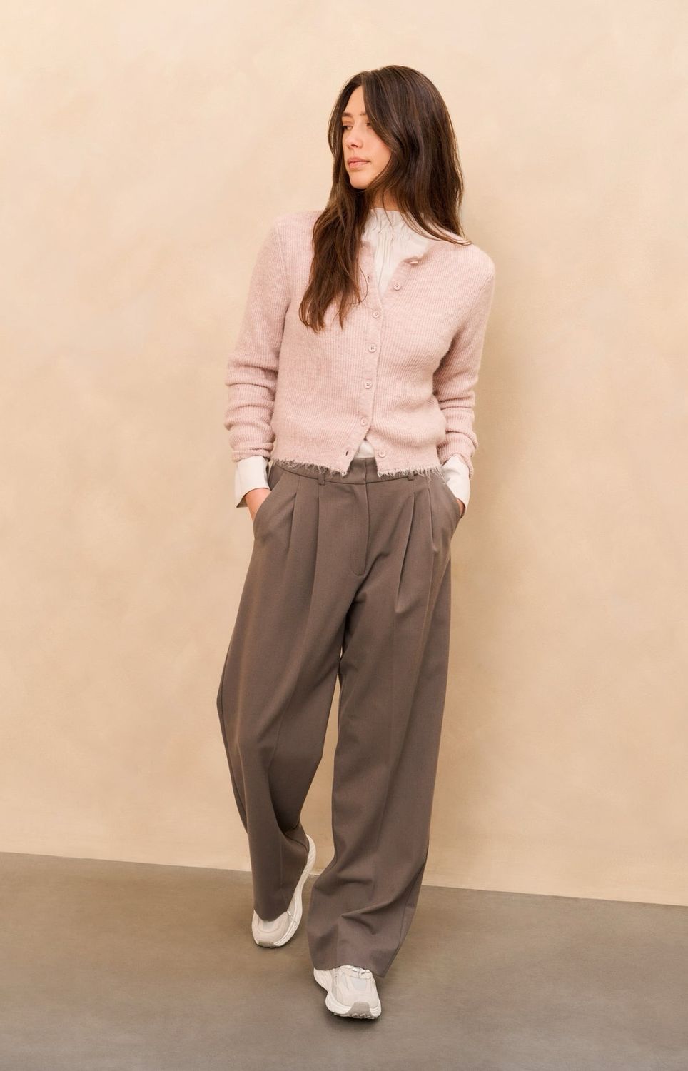 01-010137-615092 kuscheliger Cardigan gray pink melange YAYA