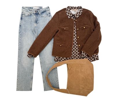 Teddyjacke im Chanellstyle moro braun, Viscosebluse morobraun milk gemustert beides MARTA DU CHATEAU, Jeans YAYA und Ledershopper YAYA