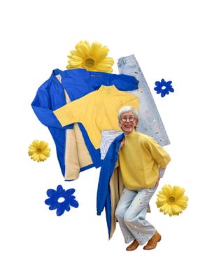 Kuschelpullover dried moss green YAYA, Shirt MARTA DU CHATEAU, Patches Jeans ZWILLINGSHERZ, Longblouson blau BODY TOUCH