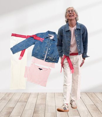 Jeansjacke mit Allover Stickerei, Stripeshirt rose pink, Conny Linen/ Baumwolle offwhite RED BUTTON, Gewebegürtel pink EMILY V.D.BERGH