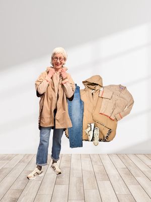 Wettercape RINOundPELLE, Jeans Caitlina jeans RED BUTTON, Cardigan FRIEDA und FREDDIES, Sneaker RINOundPELLE