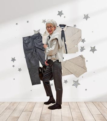 Verkürzte Bluse und Kuschelpullover ICHI, Kunstlederhose black YAYA, Spitzensocken black ACCESSOIRES, Wildlederloeafer espresso