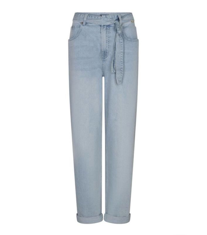 SRB4945 Caitlin damage light bleach RED BUTTON