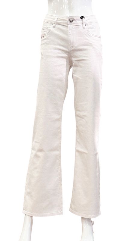 57ZOE-30979 Wide leg Sommerjeans weiß BLUE MONKEY - eine Größe kleiner kaufen