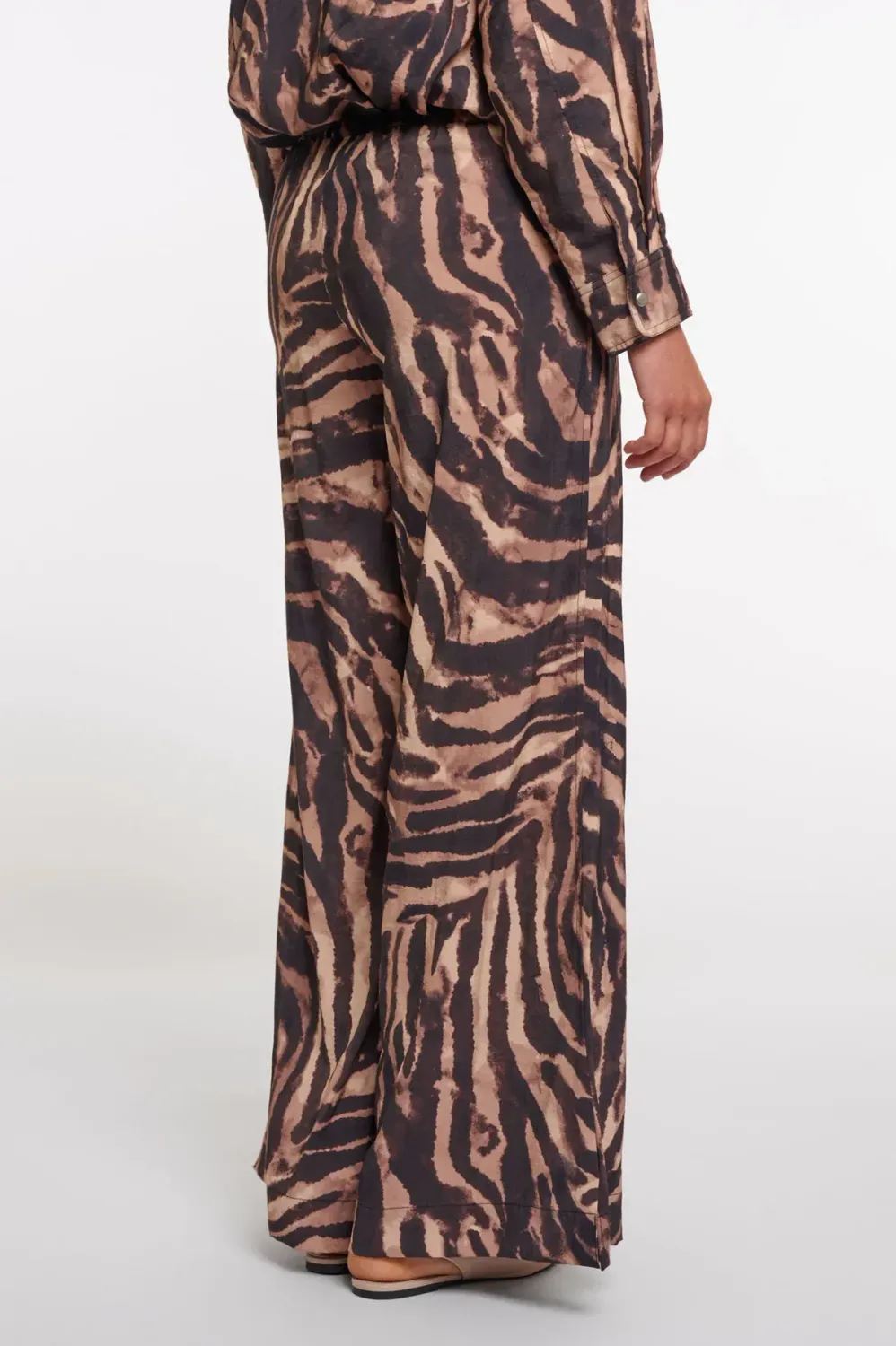 DARJA Wide Leg Pant passend zu Blouson Auda RINO&PELLE
