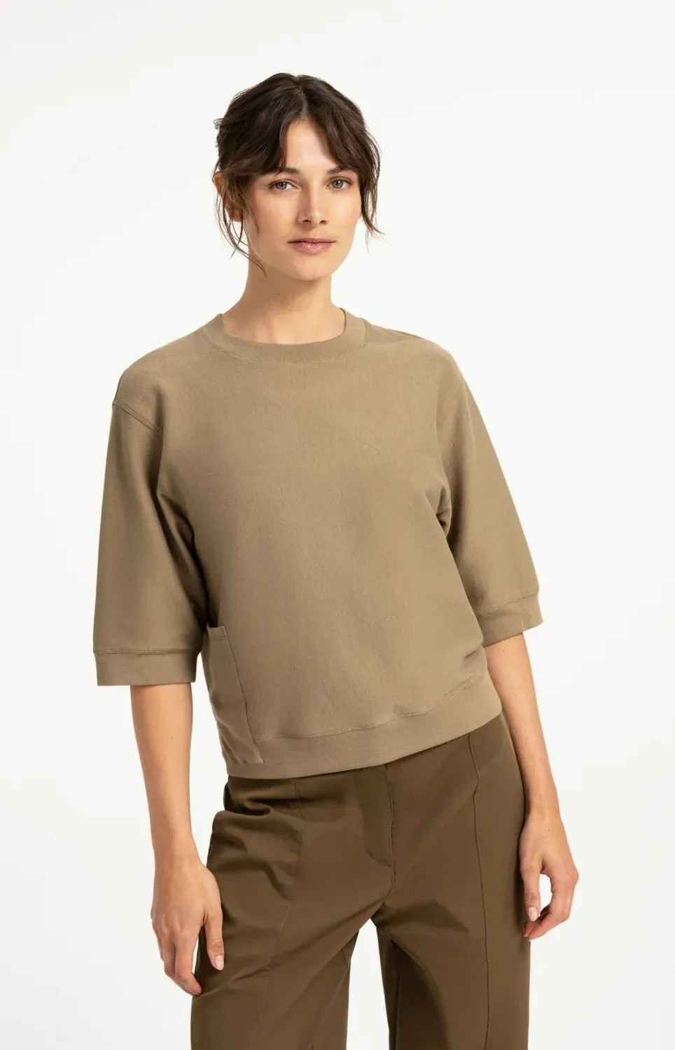 01-709407 Pfiffiges kurzärmeliges Jersey-Oberteil mit gerippten Abschlüssen elmwood YAYA 01-709407 Pfiffiges kurzärmeliges Jersey-Oberteil mit gerippten Abschlüssen elmwood YAYA