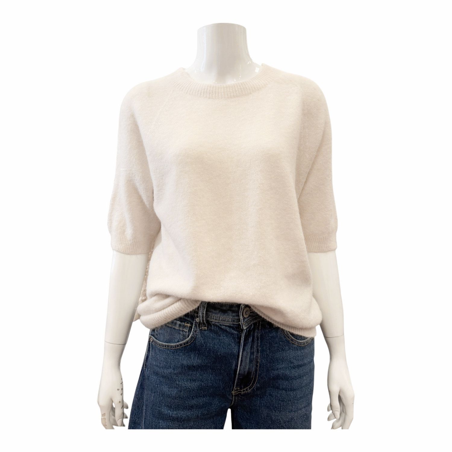 REGINA flauschiger Kurzarmpullover softcream AMAZE REGINA flauschiger Kurzarmpullover softcream AMAZE