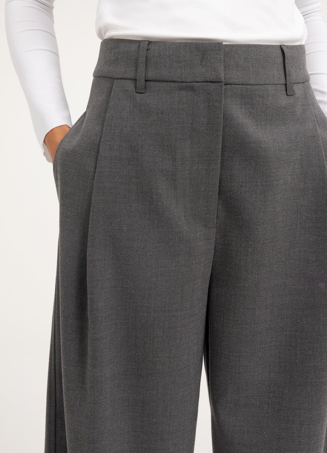 01-301275 Gewebte Barrelhose medium grey lelange YAYA