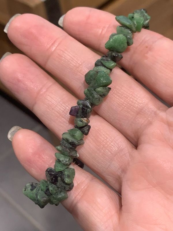 RUBY ZOISITE CHIP BRACELET