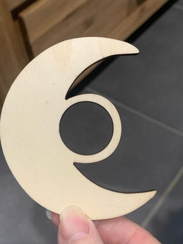 CRESCENT MOON WOODEN SPHERE HOLDER - 8.5cm