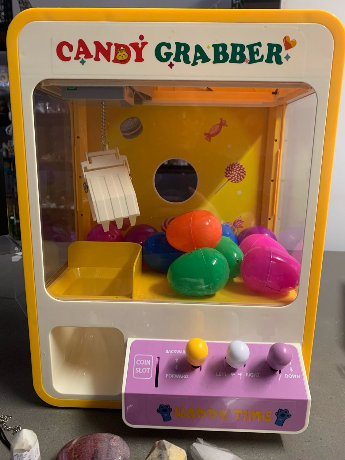 RAINBOW EGGS with the CLAW!!