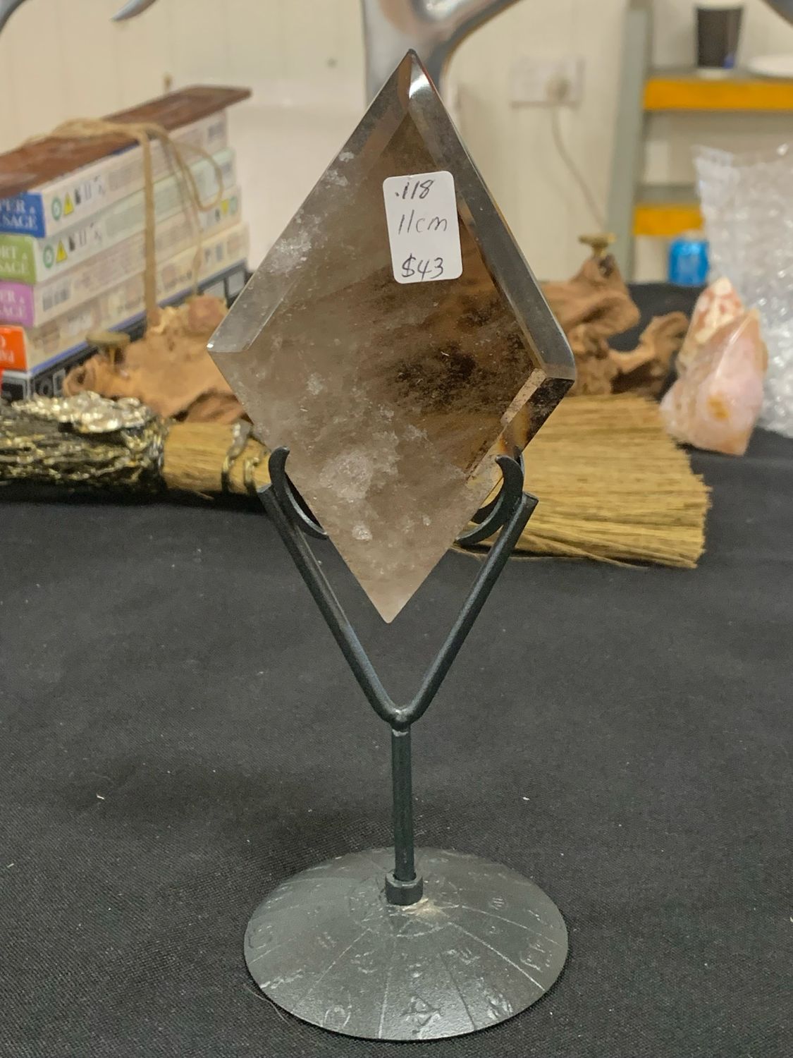 ISSIKA L 19/4/26 CRYSTAL INVOICE