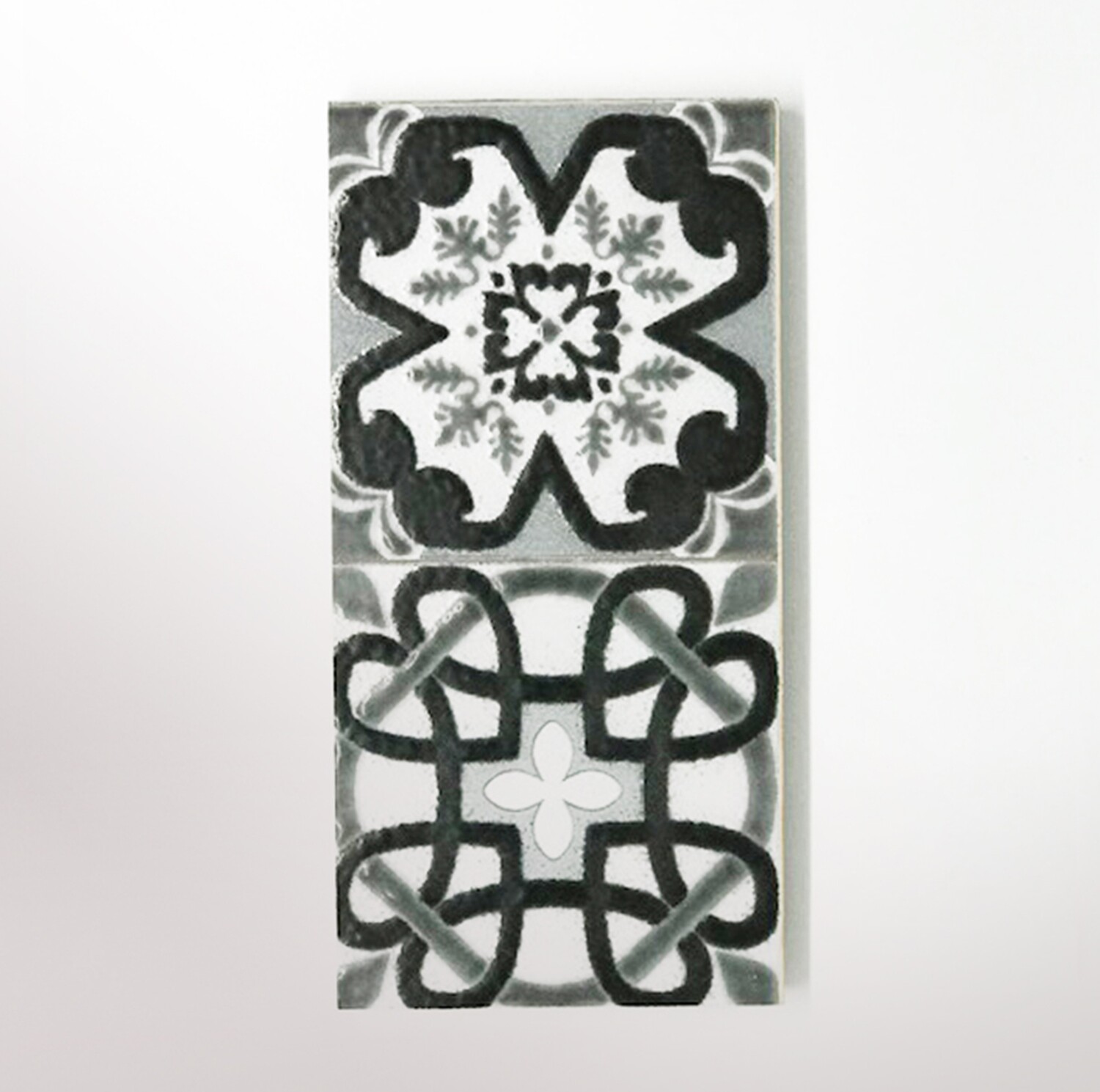 Pack of 4 mini grey serving tile (15 x 7 x 1 cm)