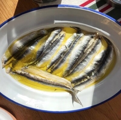 PUJANDO SOLANO, white marinated anchovies in oil [Boquerones] (110 g)