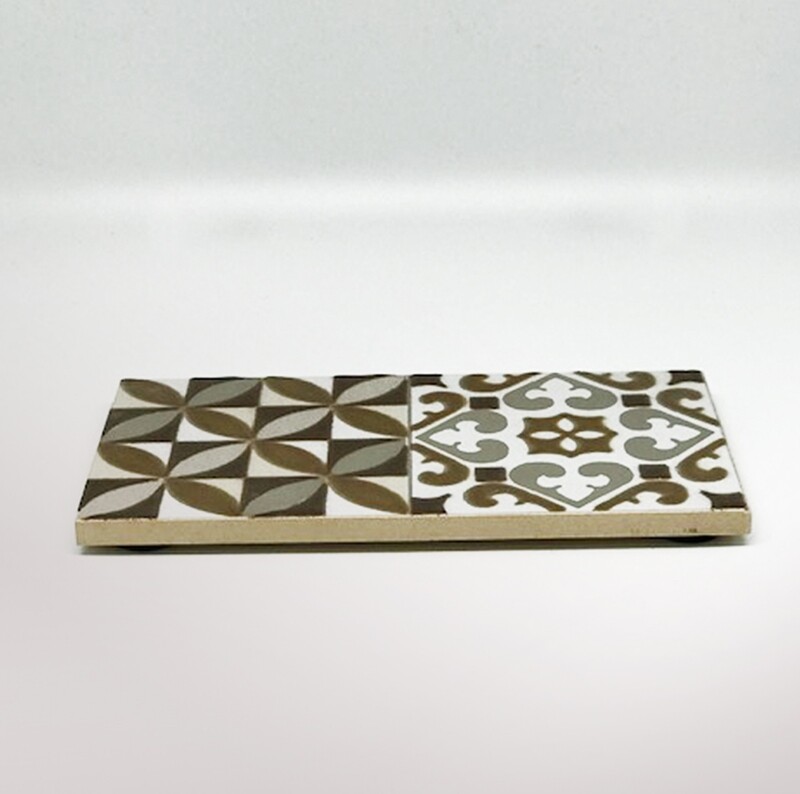 Pack of 4 mini brown serving tile (15 x 7 x 1 cm)