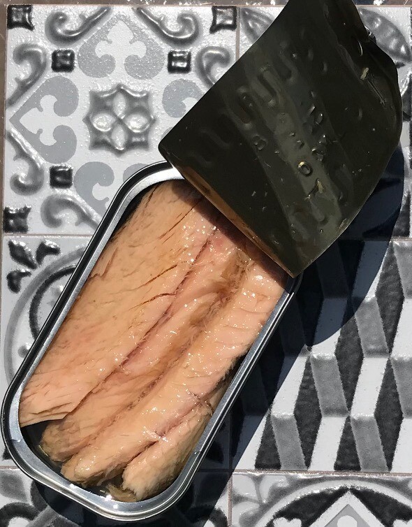 USISA, Andalusian frigate mackerel fillets in olive oil  [Filetes de Melva canutera] (120 g)