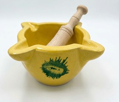 Hand painted mortar and pestle, [Mortero No 5] (9.5 x 5.5 cm)