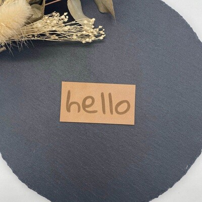 Kunstleder Label HELLO 3,5 × 6,4 cm Kunstleder Label HELLO 3,5 × 6,4 cm