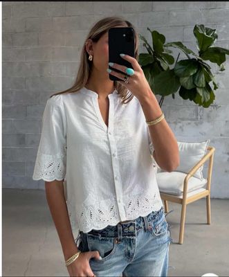 Room34 White Embroidered Button Up Room34 White Embroidered Button Up