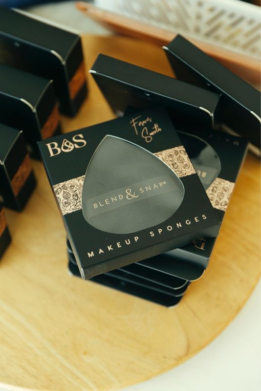 Blend and Snap Beauty Sponge