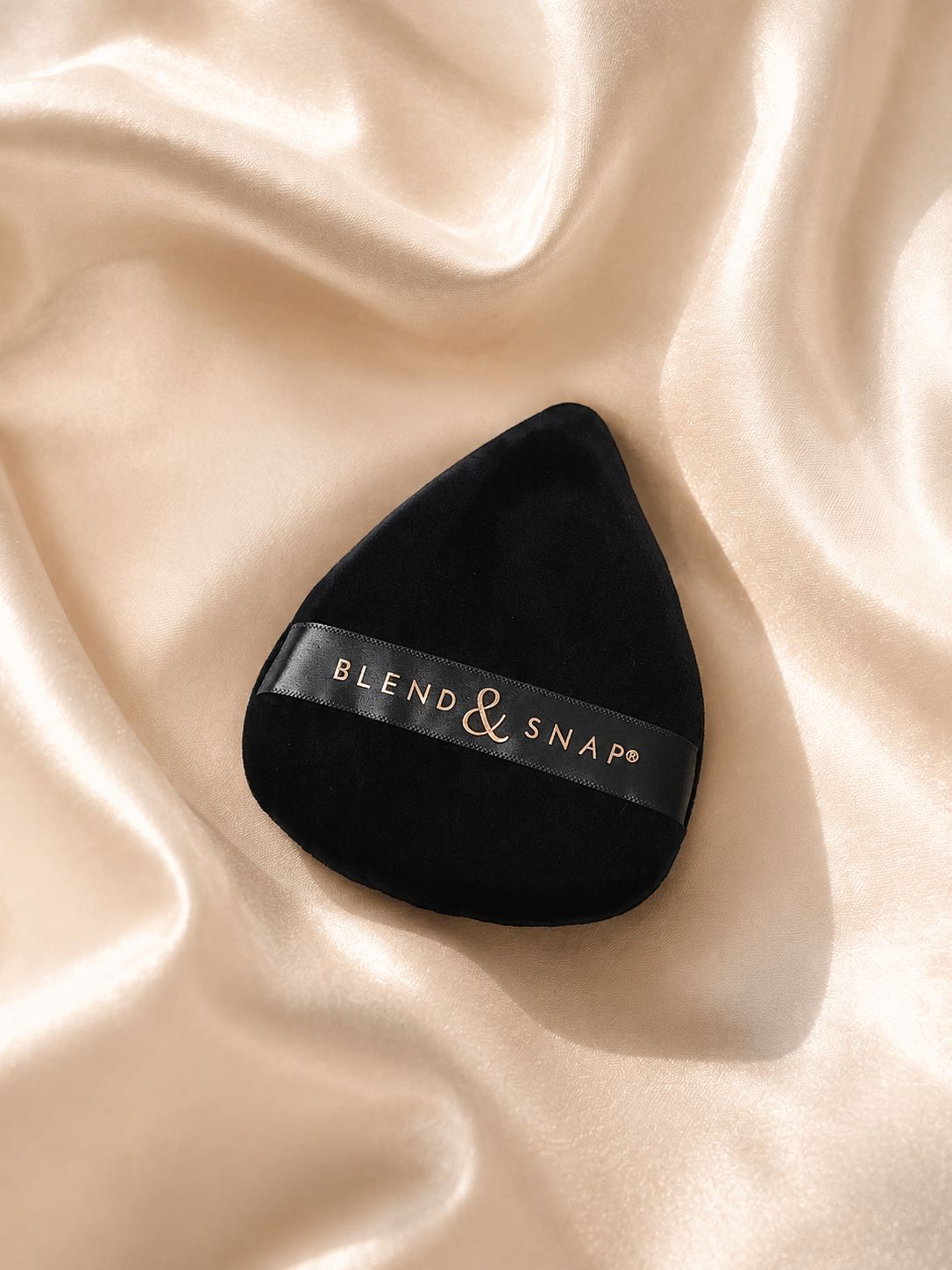 Blend &amp; Snap Makeup Sponge