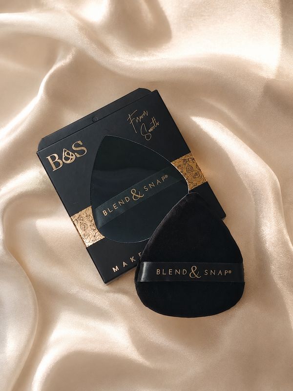 Blend &amp; Snap Makeup Sponge