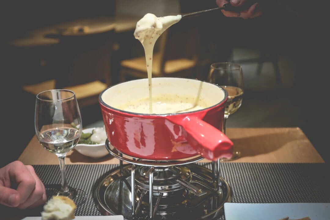 Menu fondue au fromage  - Ô Fondue Caquelon