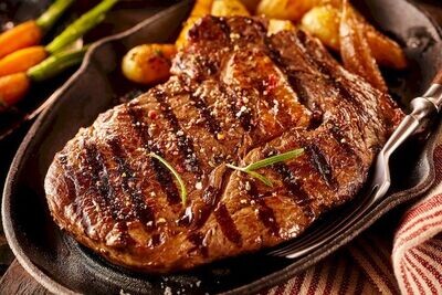 Ardoise de boeuf avec sauce à choix - Le Miroir Chez Giacomo