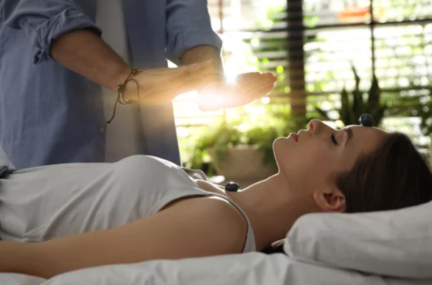Séance de massage intuitif par magnétisme 60 min
