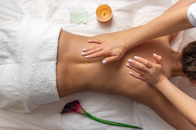 Massage dorsal aux huiles essentielle 30 min