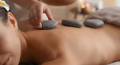 Massage aux pierres froides 90 min