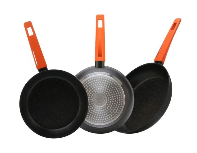 JGO. DE SARTENES 3 PZ COOKS MASTER FACMM2