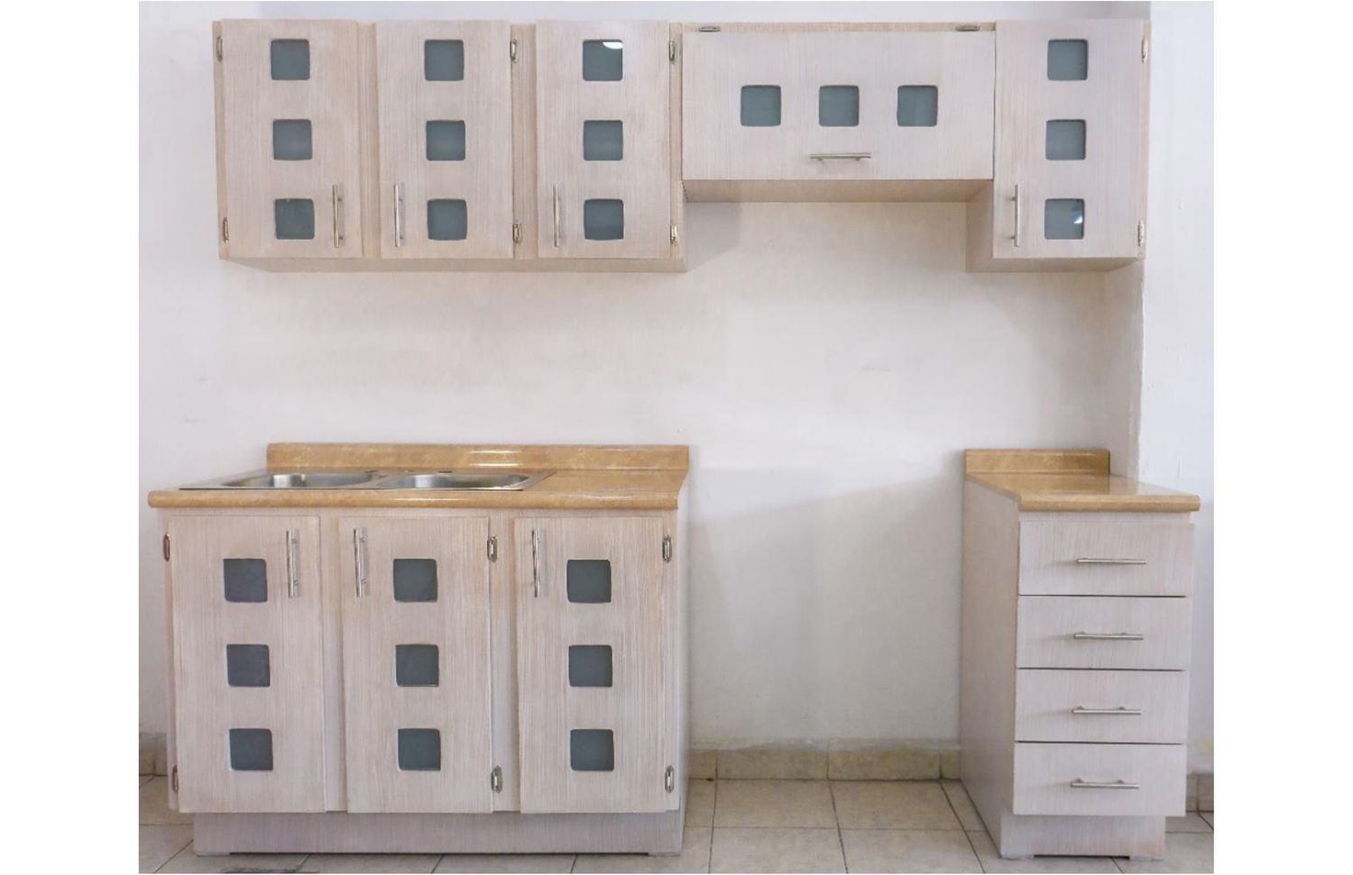 COCINA INTEGRAL BELGICA DE 2.40 MTS COCINA INTEGRAL BELGICA DE 2.40 MTS