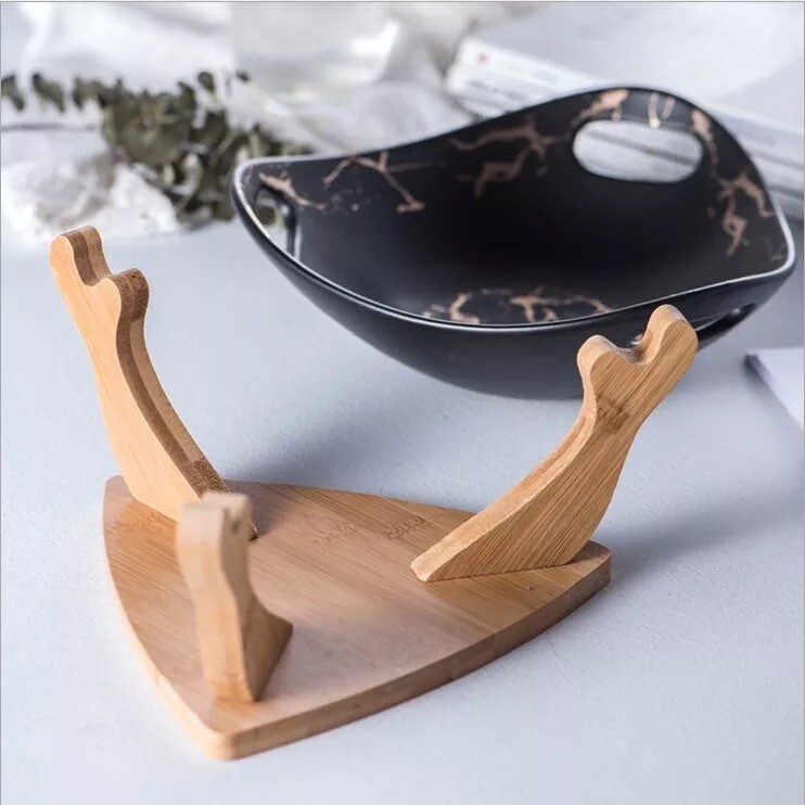 Tatsuo Serving Bowl, Color: Black