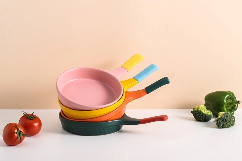 Saga Cooking Pan