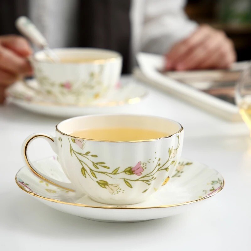 Yorokobi Teacup Set