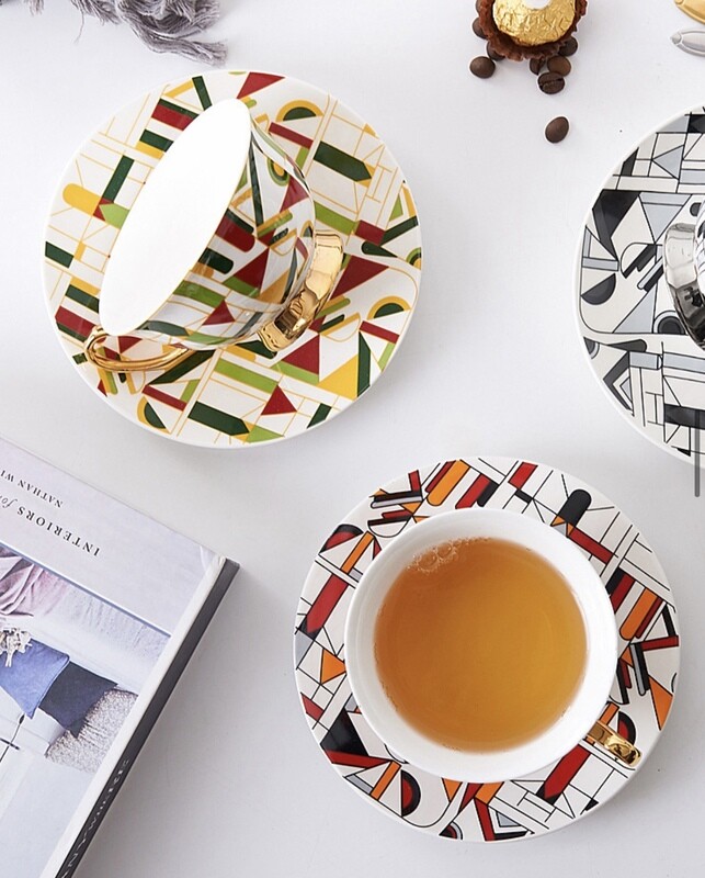 Iwa Teacup Set