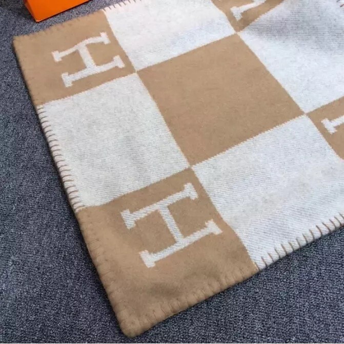 Hisana Throw Pillow Case, Color: Beige