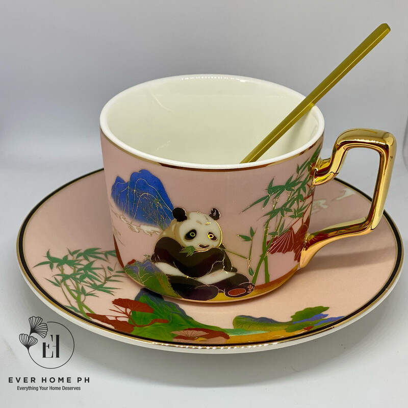Kumaneko Teacup Set