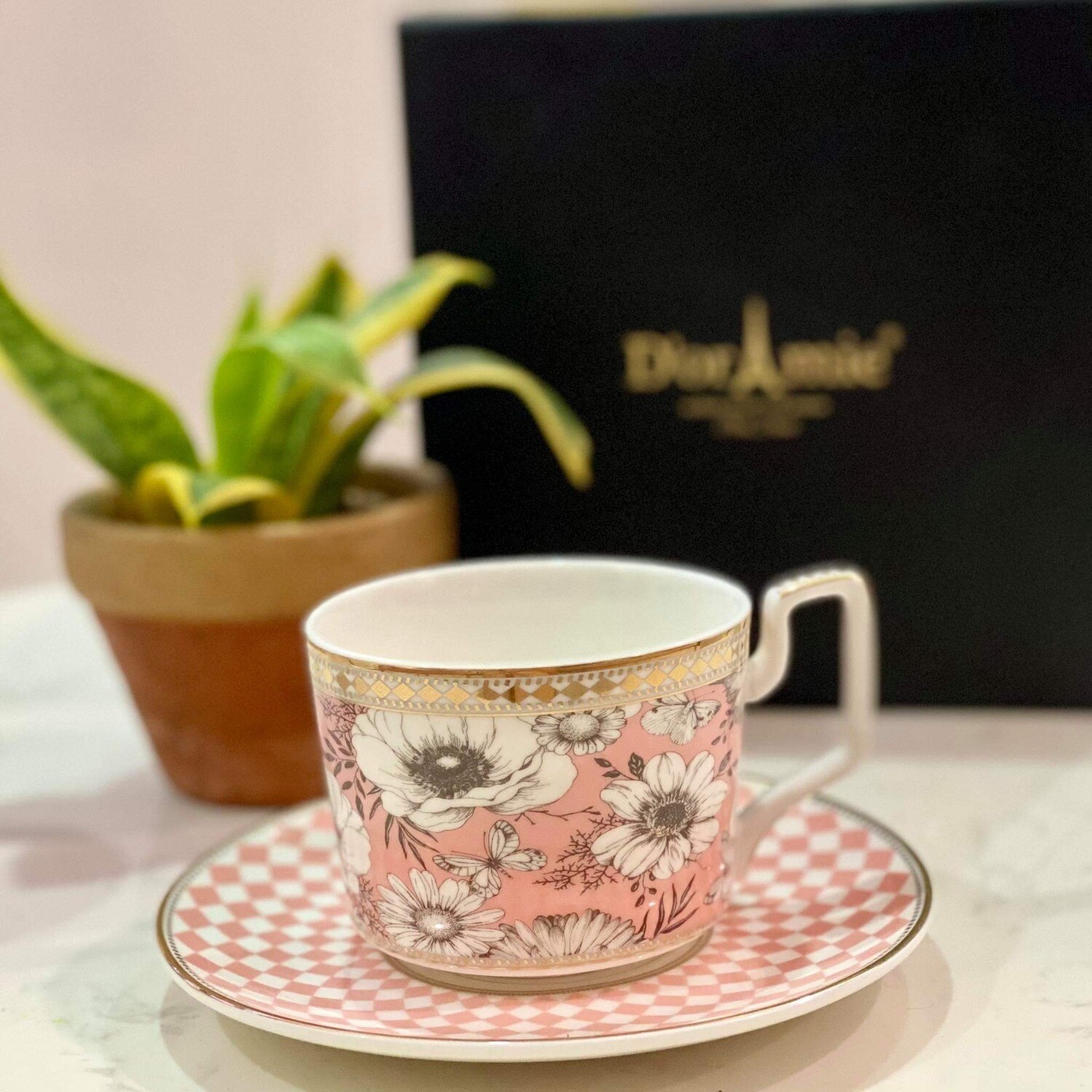 Aimi Teacup Set Pink