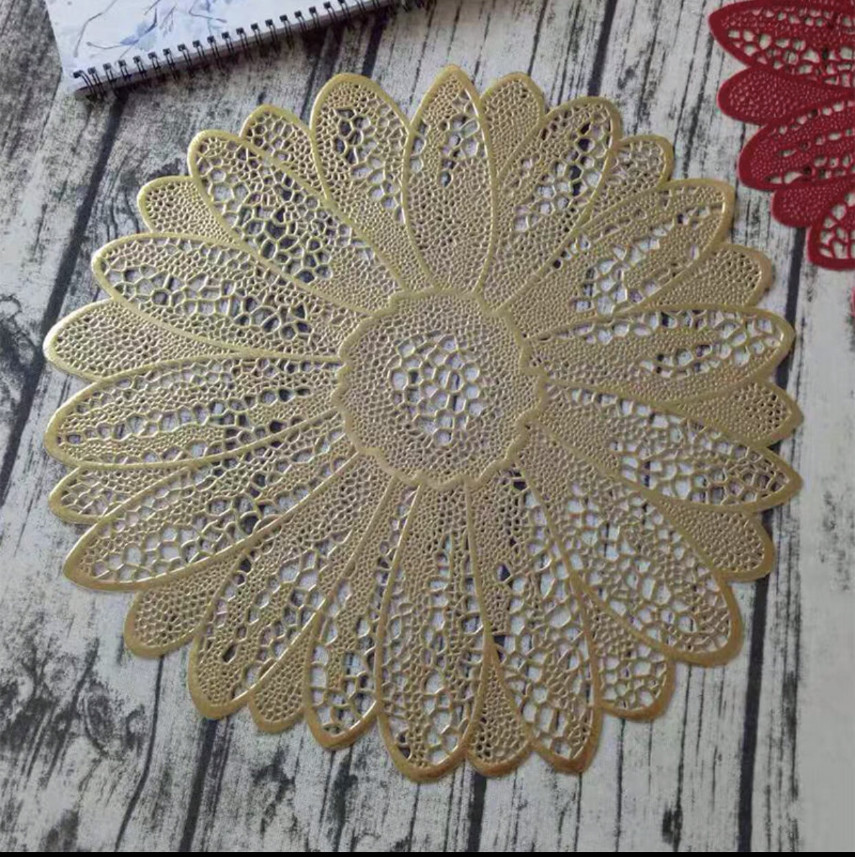 Rika PVC Placemat - Gold