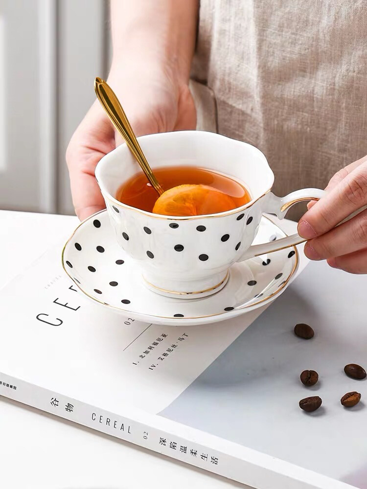 Poruka Teacup Set