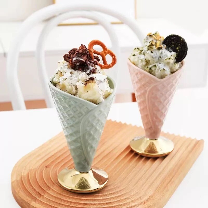 Isumi Ice Cream Cone Ceramic