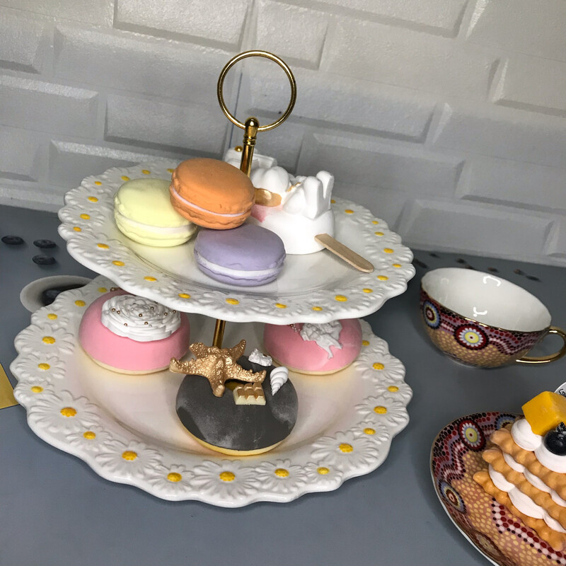 Hinagiku Dessert Stand 2Layer