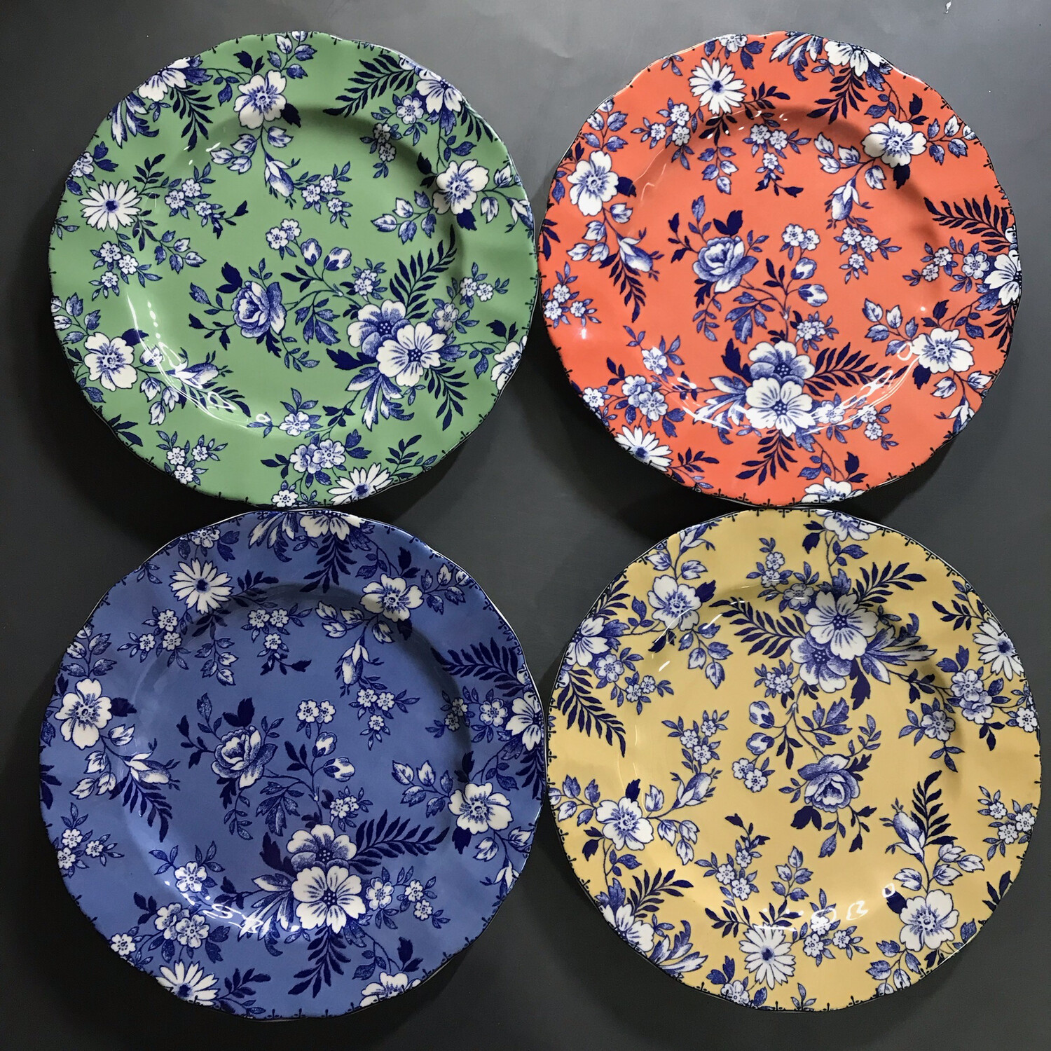 Taishi 4pc Plate Set