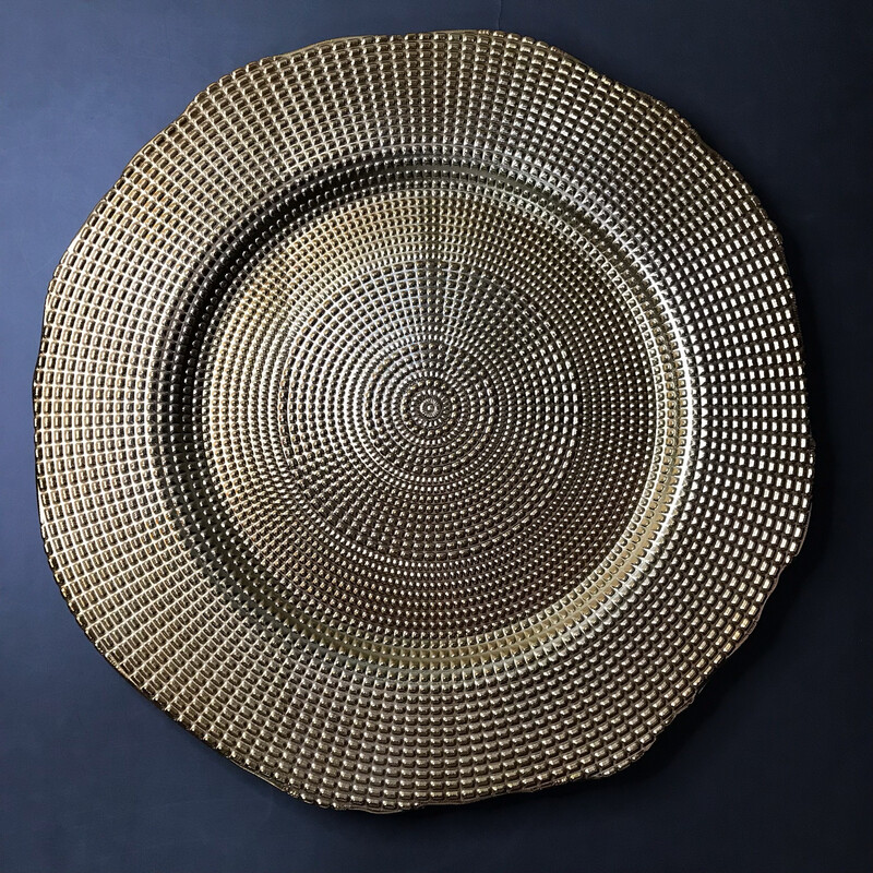 Ena Plastic Plate Charger